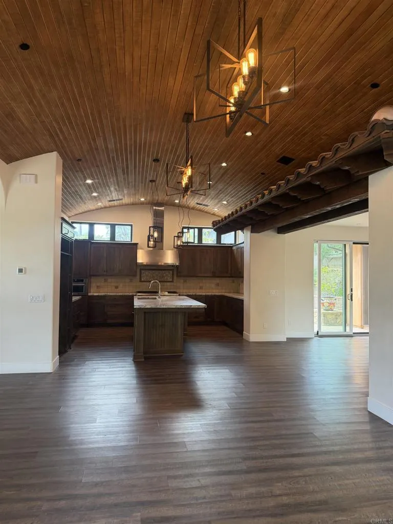 139 Avenida Esperanza Encinitas, CA 92024