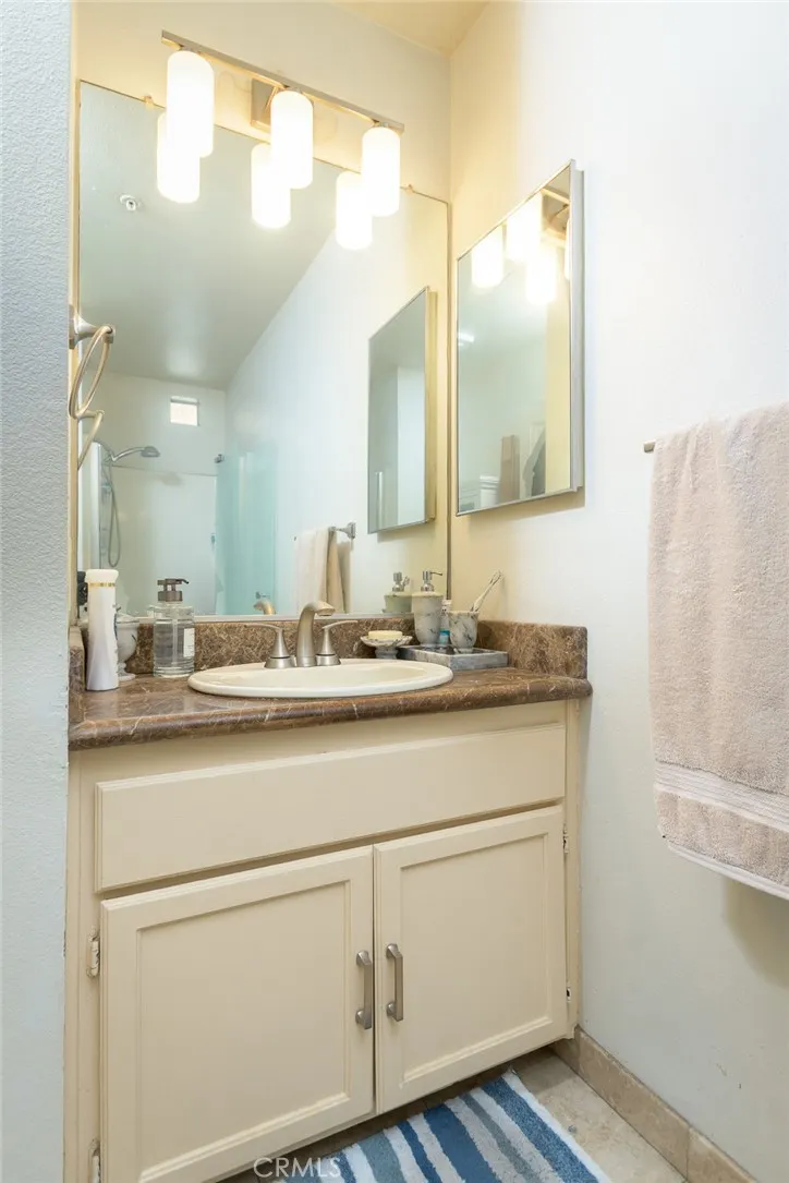 1421 5th Street #1 Glendale, CA 91201