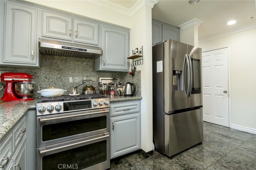 1421 5th Street #1 Glendale, CA 91201