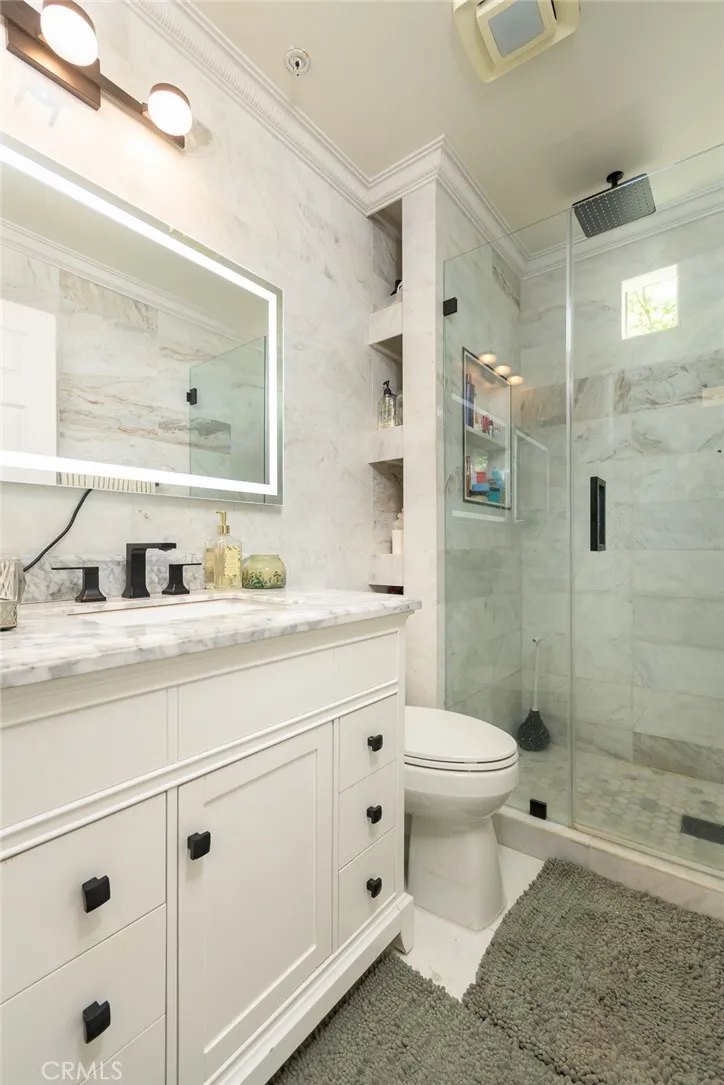 1421 5th Street #1 Glendale, CA 91201