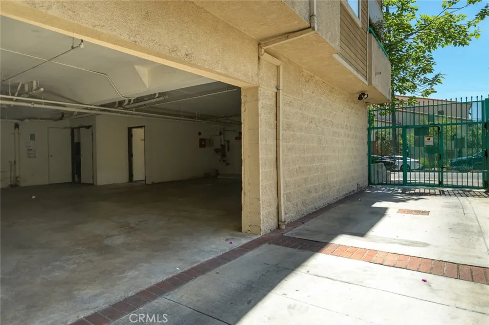 1421 5th Street #1 Glendale, CA 91201