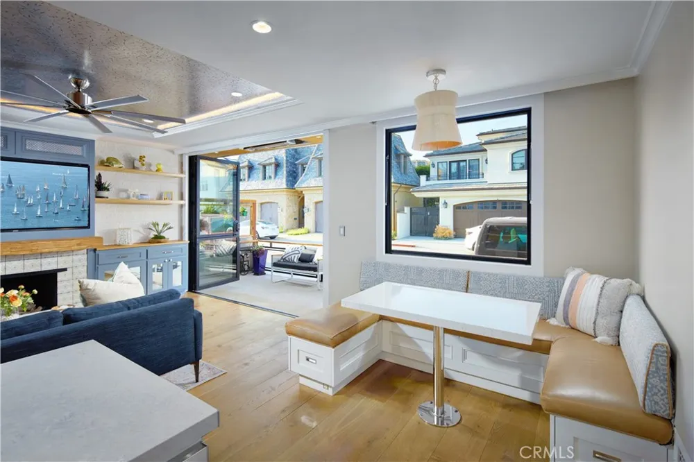 1311 W Bay Avenue Newport Beach, CA 92661