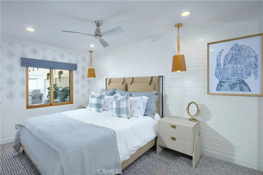 1311 W Bay Avenue Newport Beach, CA 92661