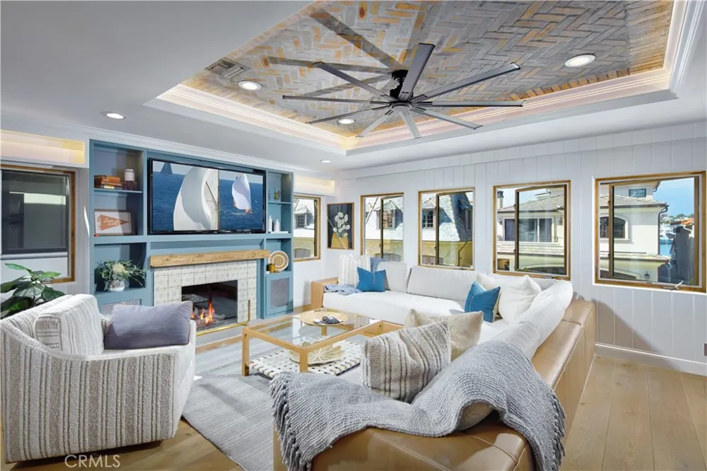 1311 W Bay Avenue Newport Beach, CA 92661