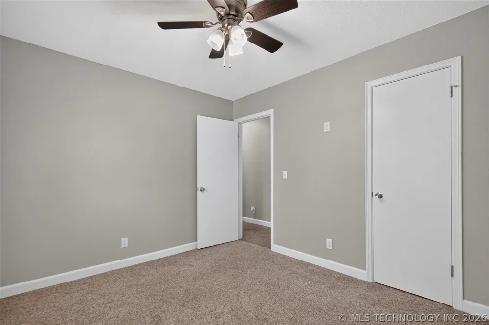 5821 Harvard Drive Bartlesville, OK 74006