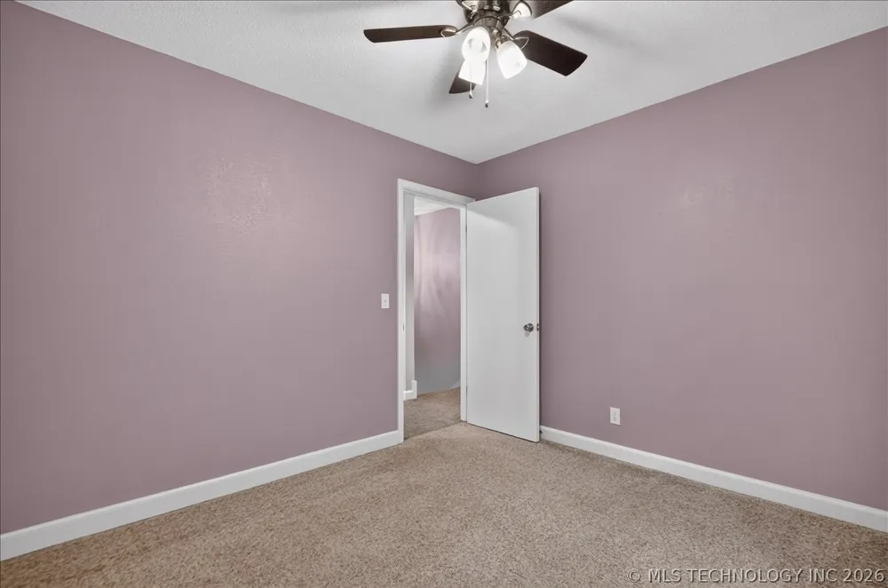 5821 Harvard Drive Bartlesville, OK 74006