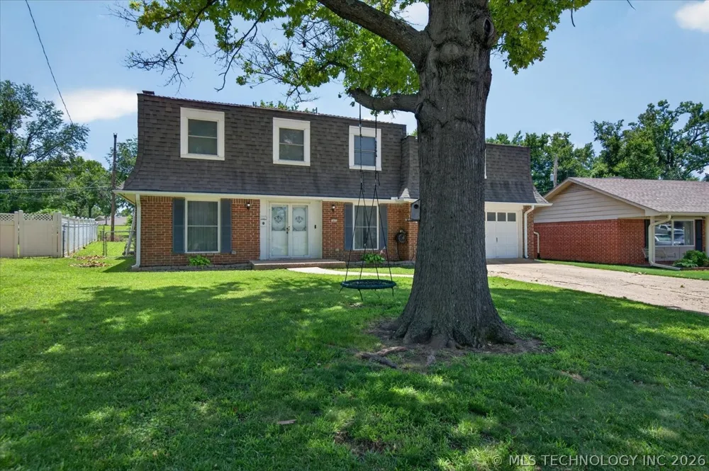 5821 Harvard Drive Bartlesville, OK 74006