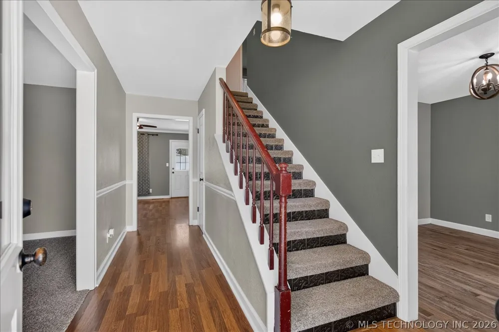 5821 Harvard Drive Bartlesville, OK 74006