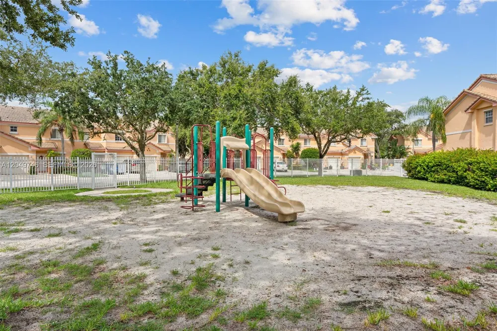 2303 SW 87th Ter Miramar, FL 33025