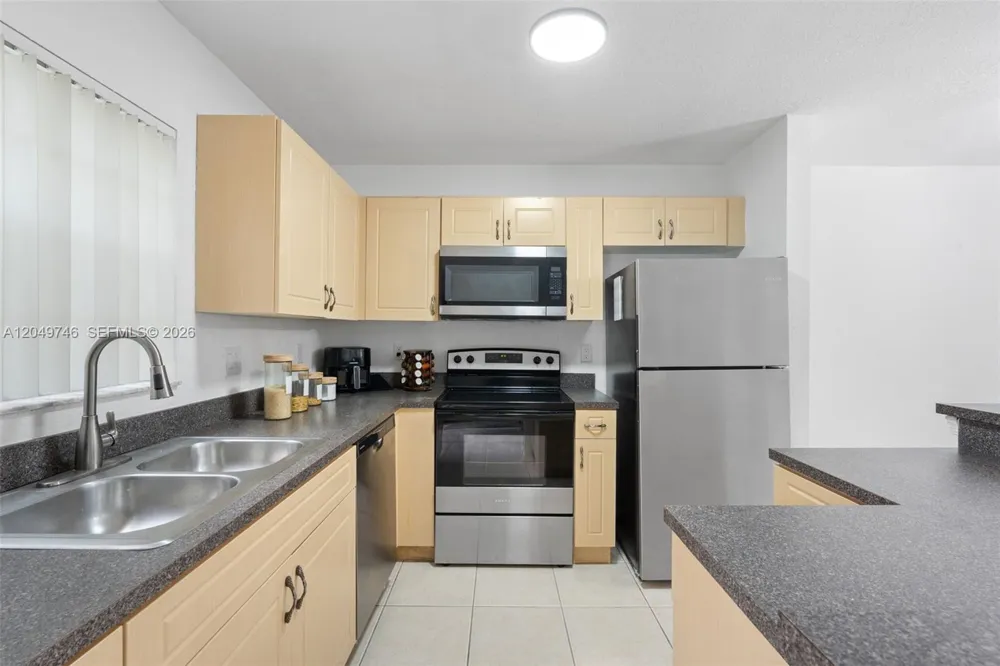2303 SW 87th Ter Miramar, FL 33025