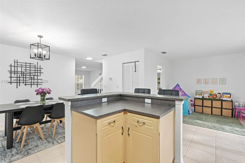 2303 SW 87th Ter Miramar, FL 33025
