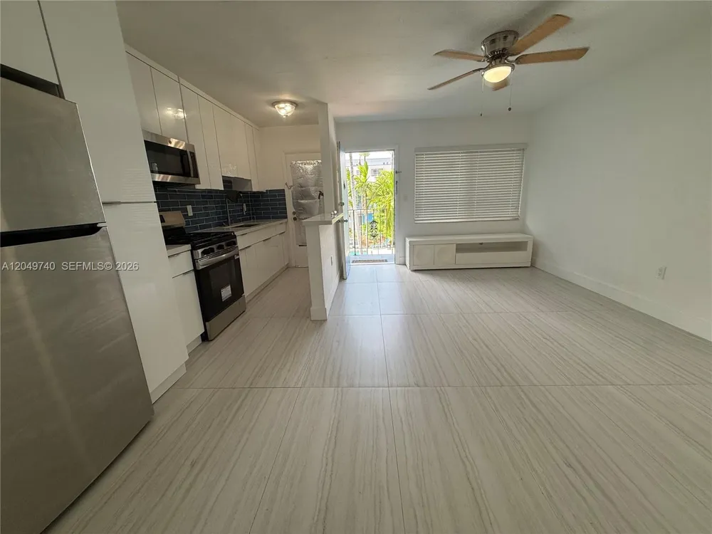7441 SW 59th Pl #28 South Miami, FL 33143