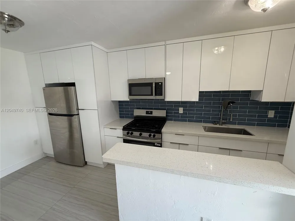 7441 SW 59th Pl #28 South Miami, FL 33143