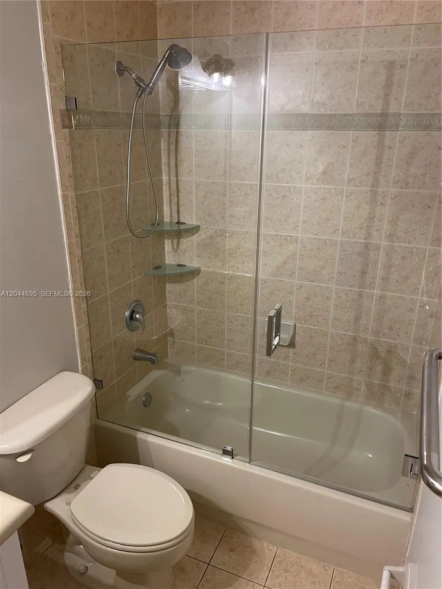 15431 SW 39th Ter Miami, FL 33185
