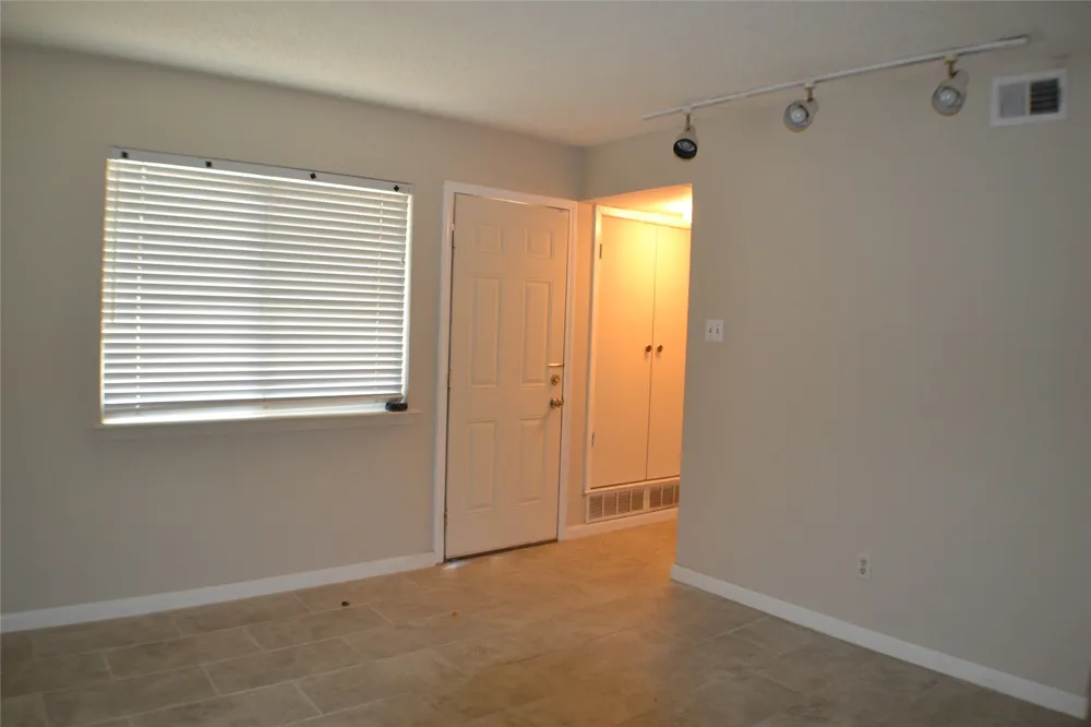 5616 Harvest Hill Road Dallas, TX 75230