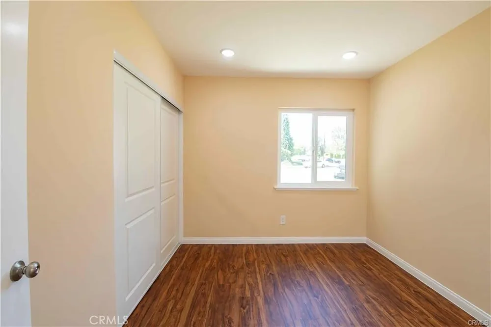 7630 Minstrel Los Angeles, CA 91304
