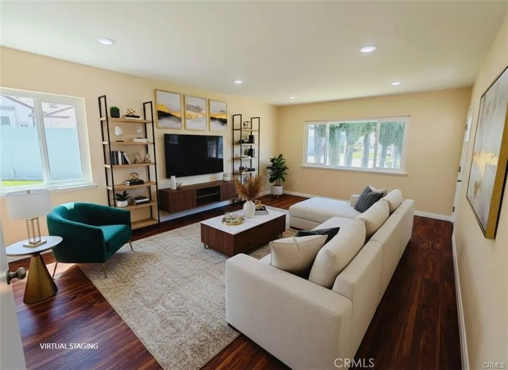 7630 Minstrel Los Angeles, CA 91304