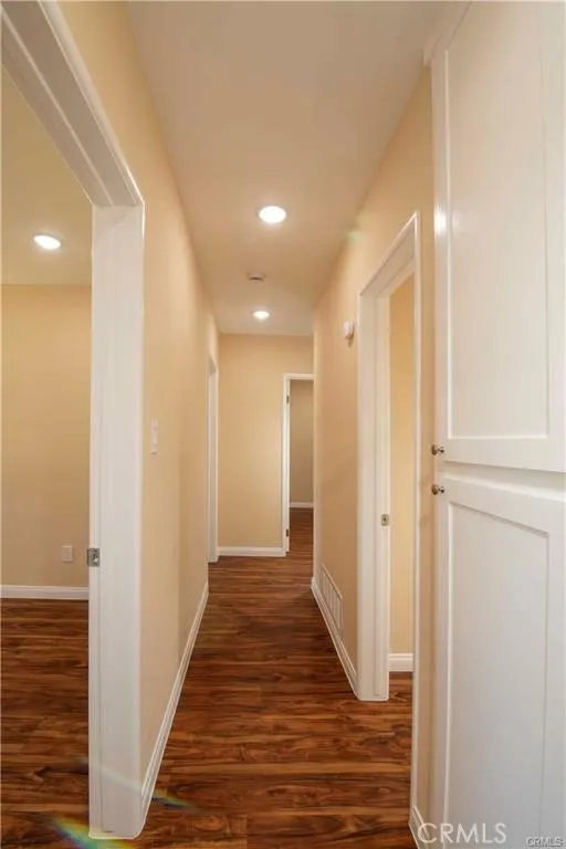 7630 Minstrel Los Angeles, CA 91304