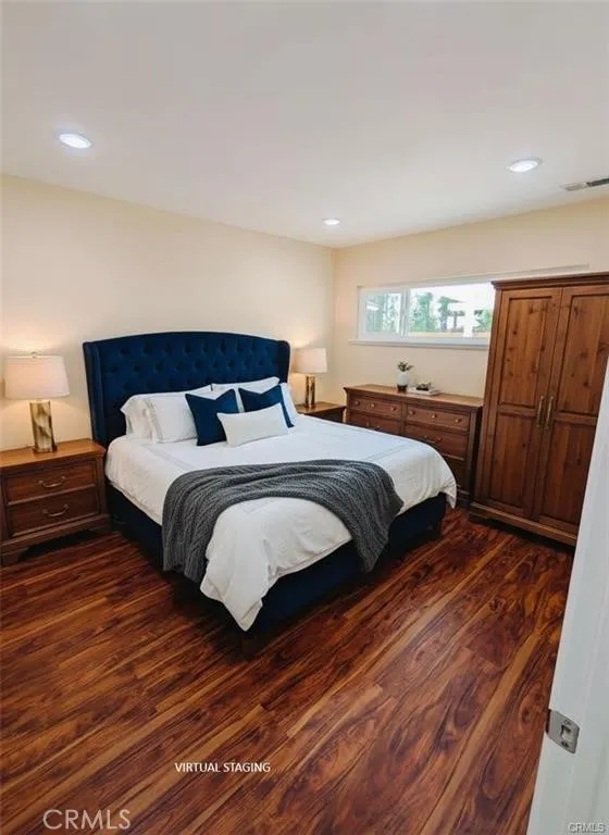 7630 Minstrel Los Angeles, CA 91304