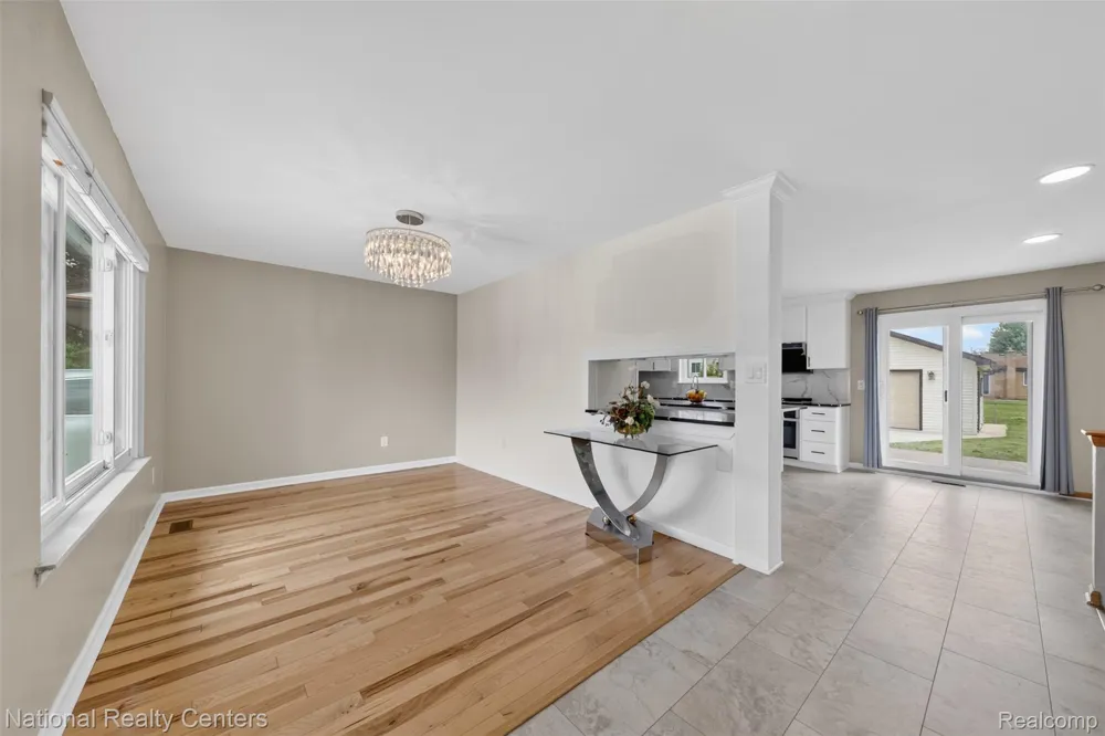 40014 Eagle Drive Sterling Heights City, MI 48310