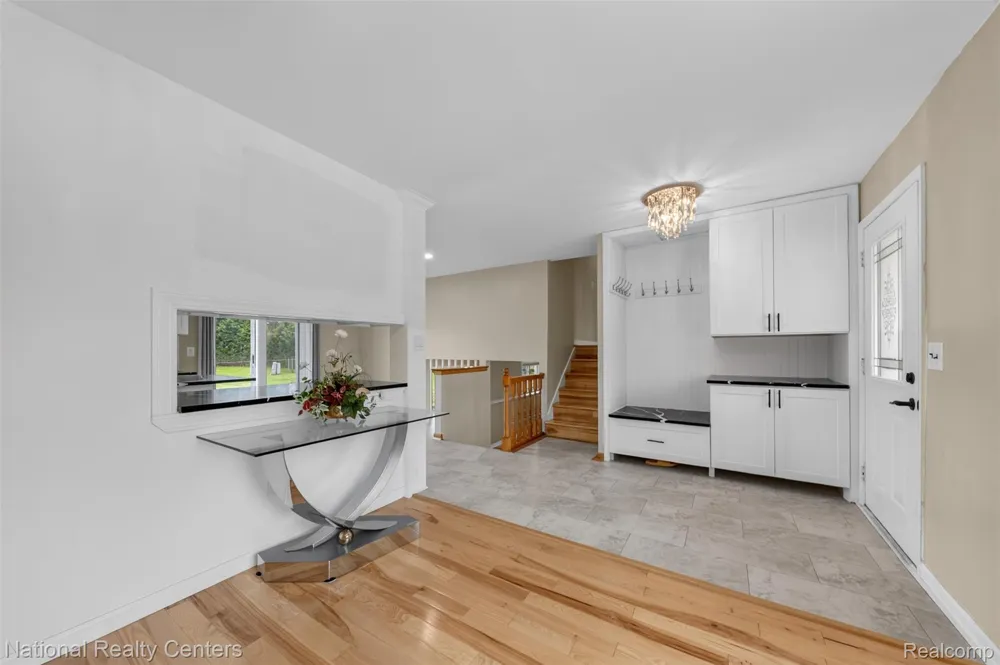 40014 Eagle Drive Sterling Heights City, MI 48310