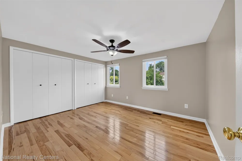 40014 Eagle Drive Sterling Heights City, MI 48310
