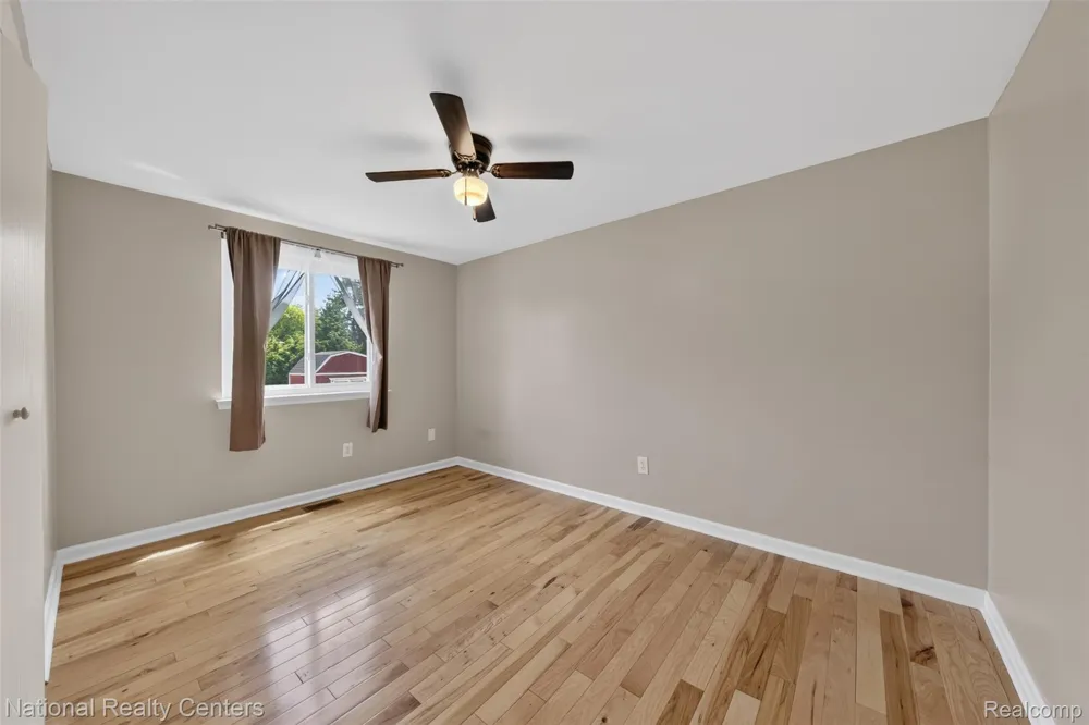 40014 Eagle Drive Sterling Heights City, MI 48310