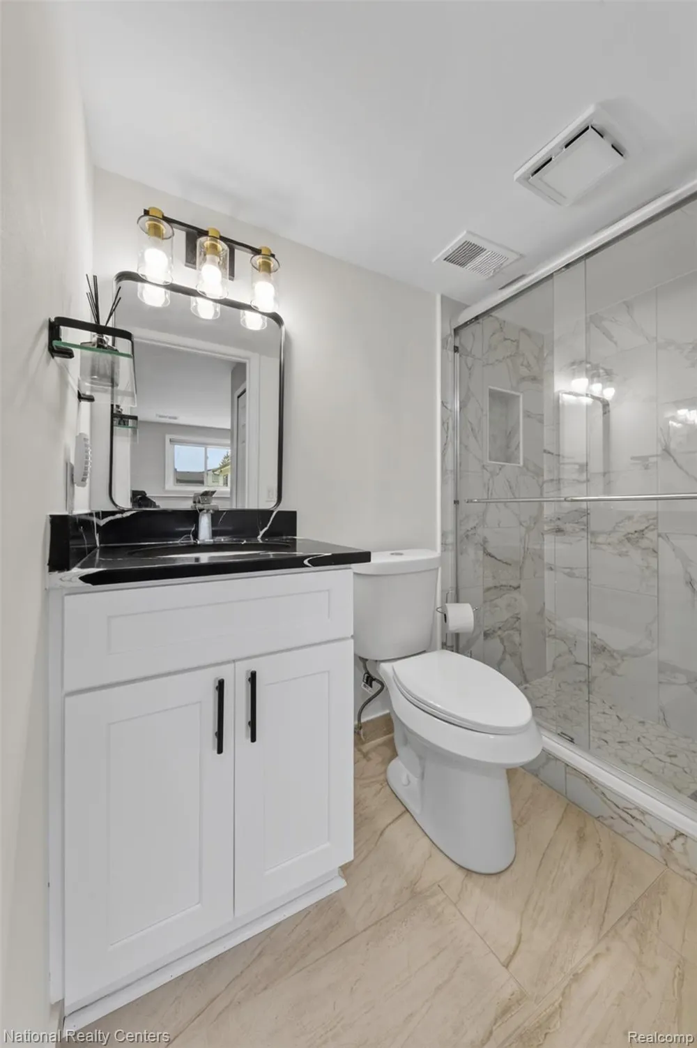 40014 Eagle Drive Sterling Heights City, MI 48310