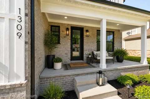 1309 Walloon Way