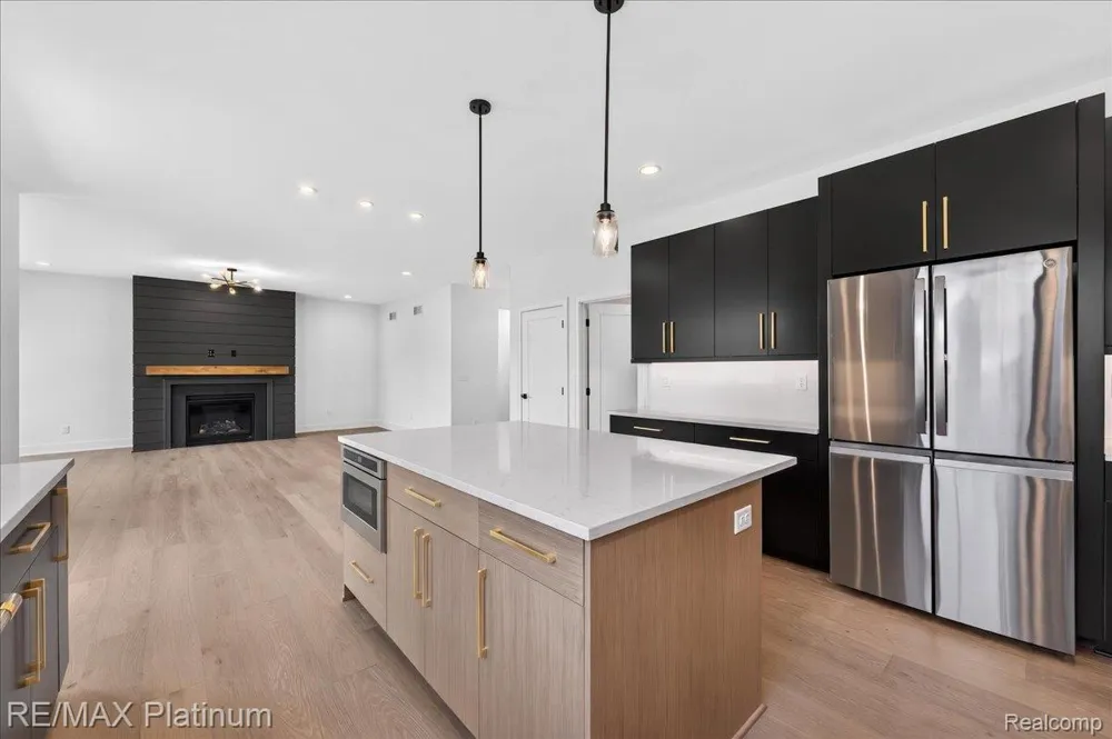 1309 Walloon Way Orion Charter Township, MI 48360