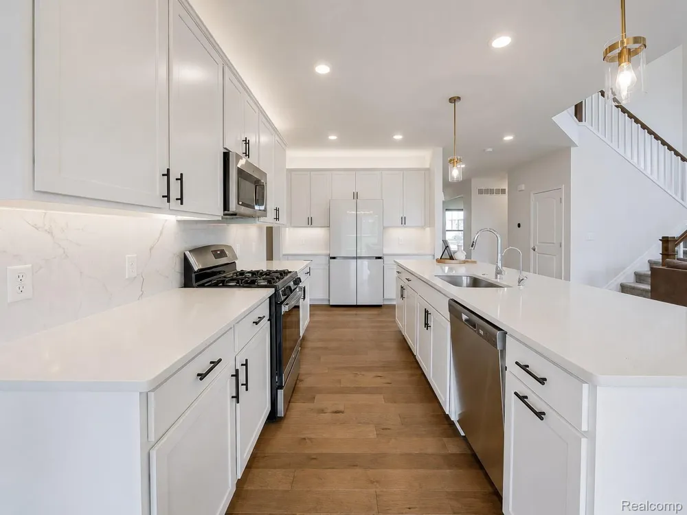 2716 Maize Loop Saline Township, MI 48176