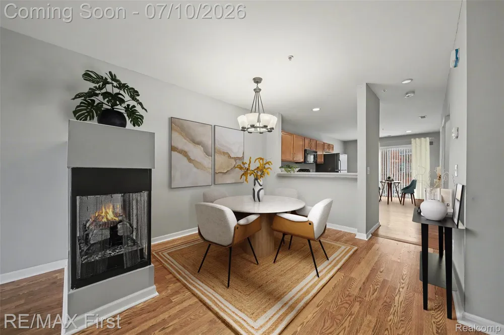 1582 Devon Lane Troy City, MI 48084