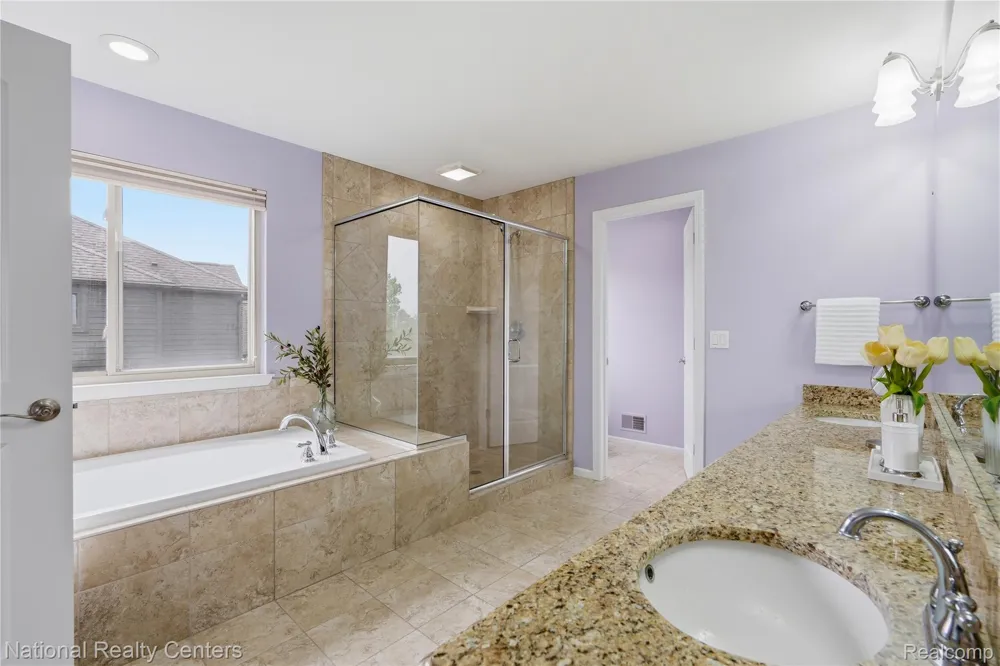 52347 Ferndale Drive Lyon Charter Township, MI 48167