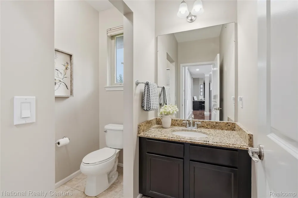 52347 Ferndale Drive Lyon Charter Township, MI 48167