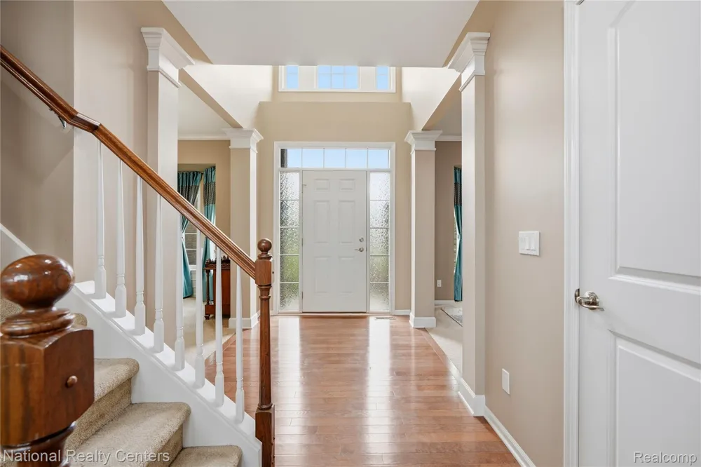 52347 Ferndale Drive Lyon Charter Township, MI 48167