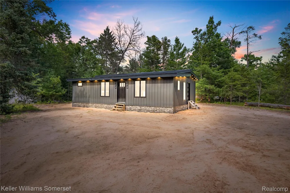 202 Antelope Trail Denton Township, MI 48651