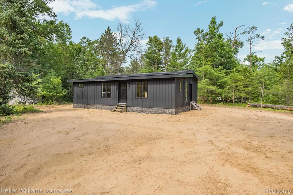 202 Antelope Trail Denton Township, MI 48651