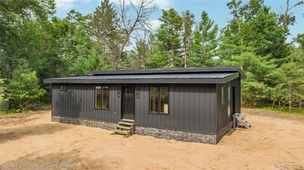 202 Antelope Trail Denton Township, MI 48651