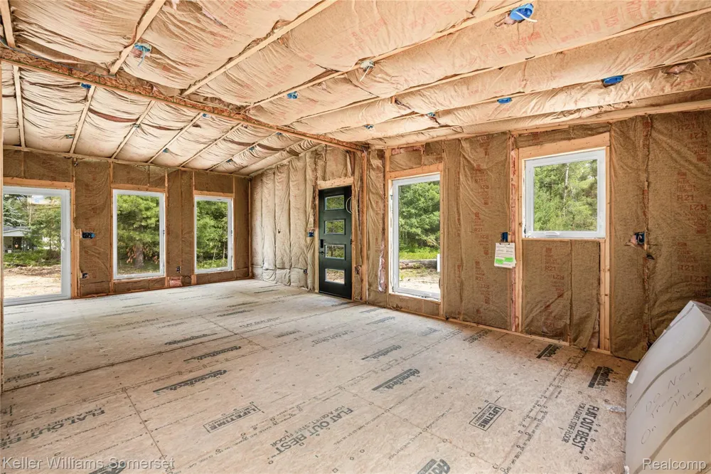 202 Antelope Trail Denton Township, MI 48651