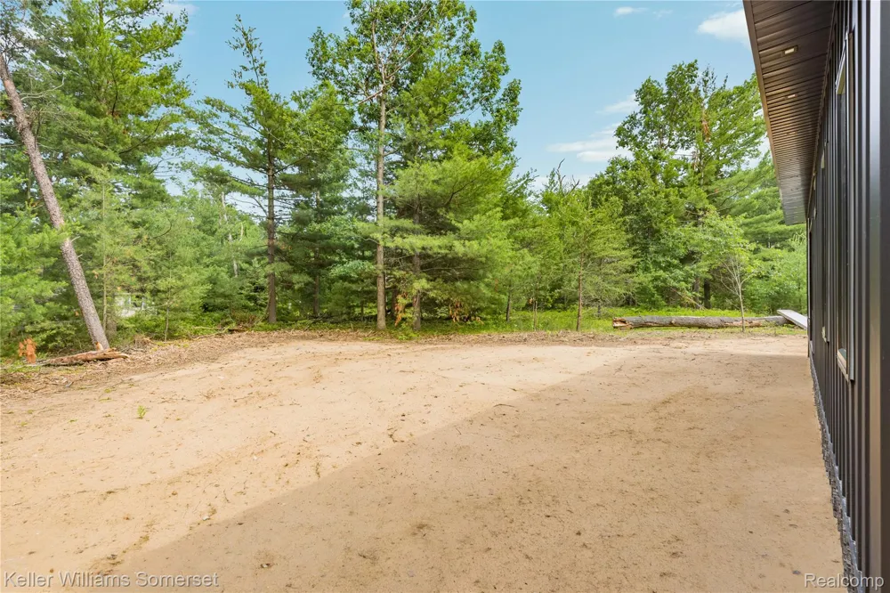 202 Antelope Trail Denton Township, MI 48651