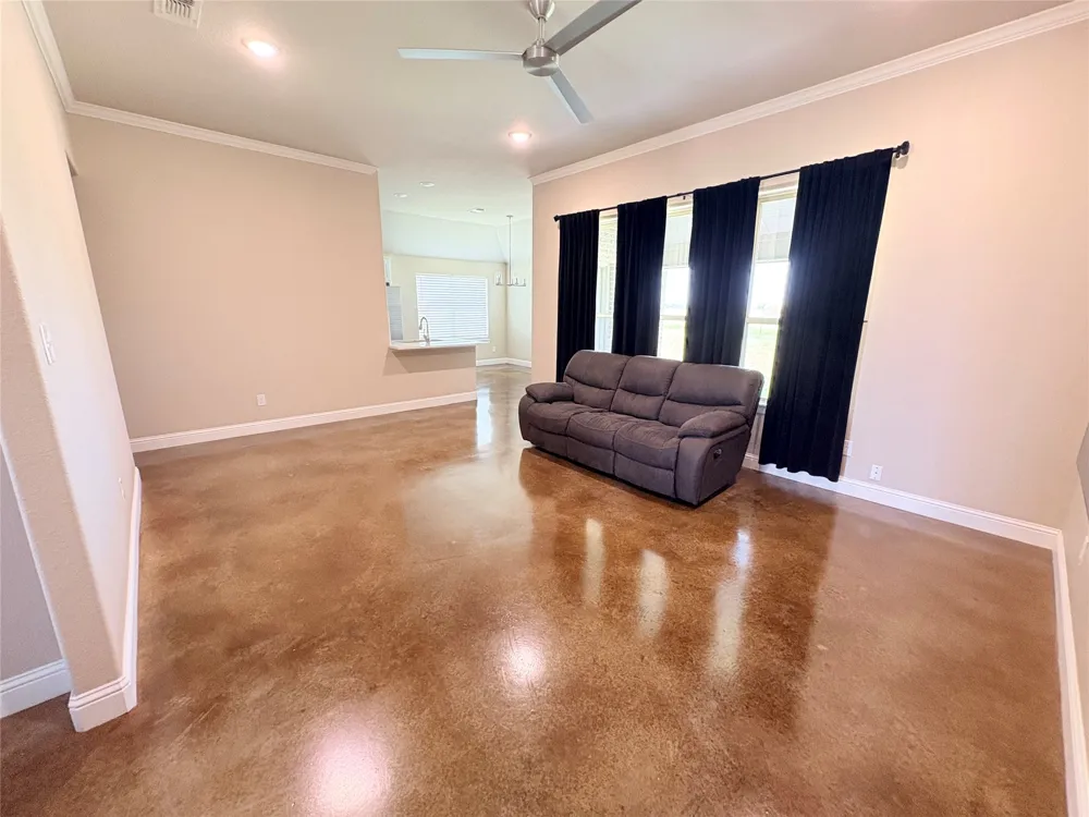 109 Cool Meadows Court Millsap, TX 76066