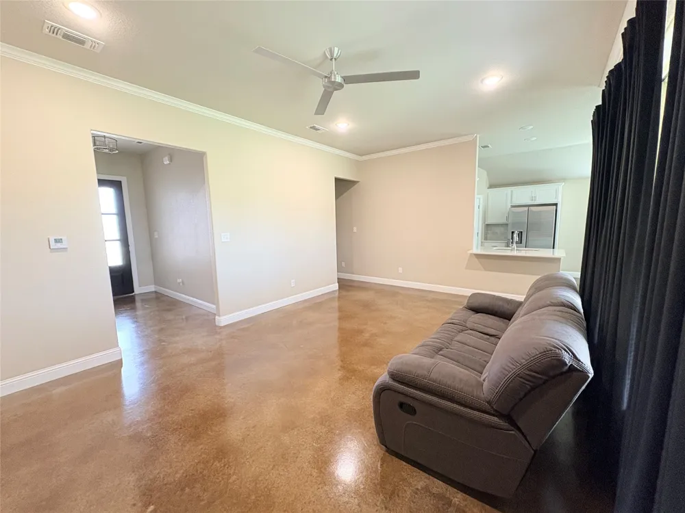 109 Cool Meadows Court Millsap, TX 76066