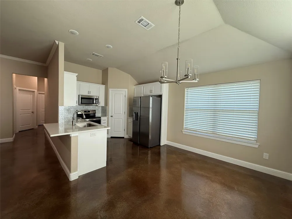 109 Cool Meadows Court Millsap, TX 76066