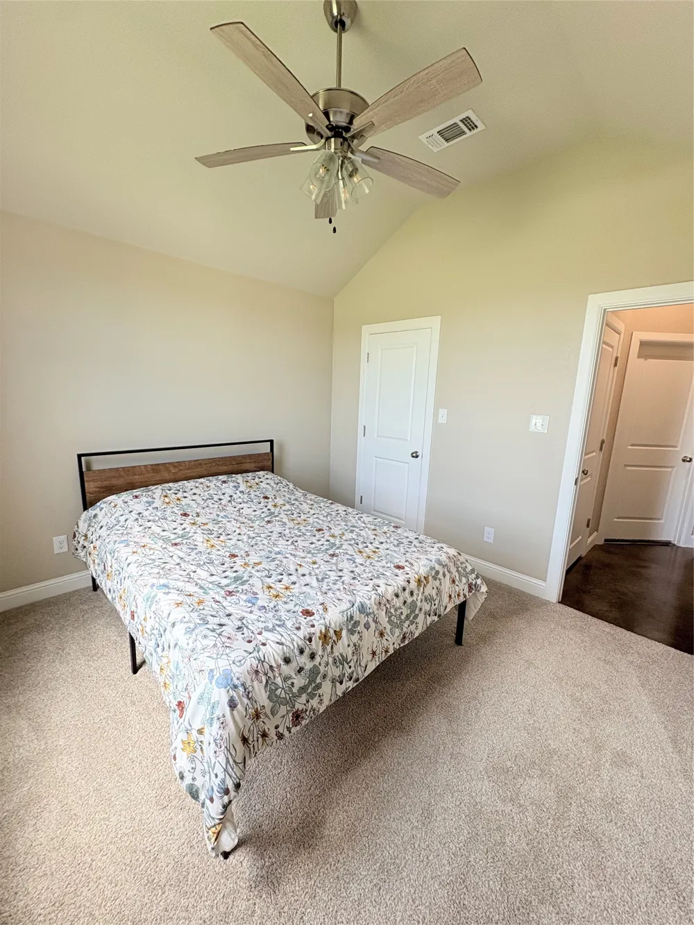 109 Cool Meadows Court Millsap, TX 76066