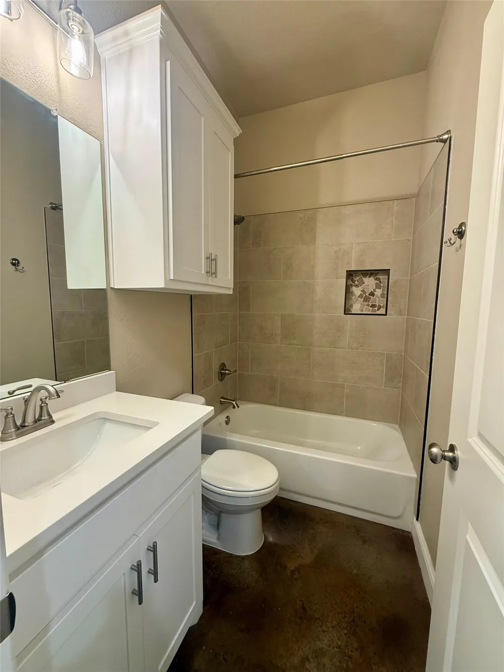 109 Cool Meadows Court Millsap, TX 76066