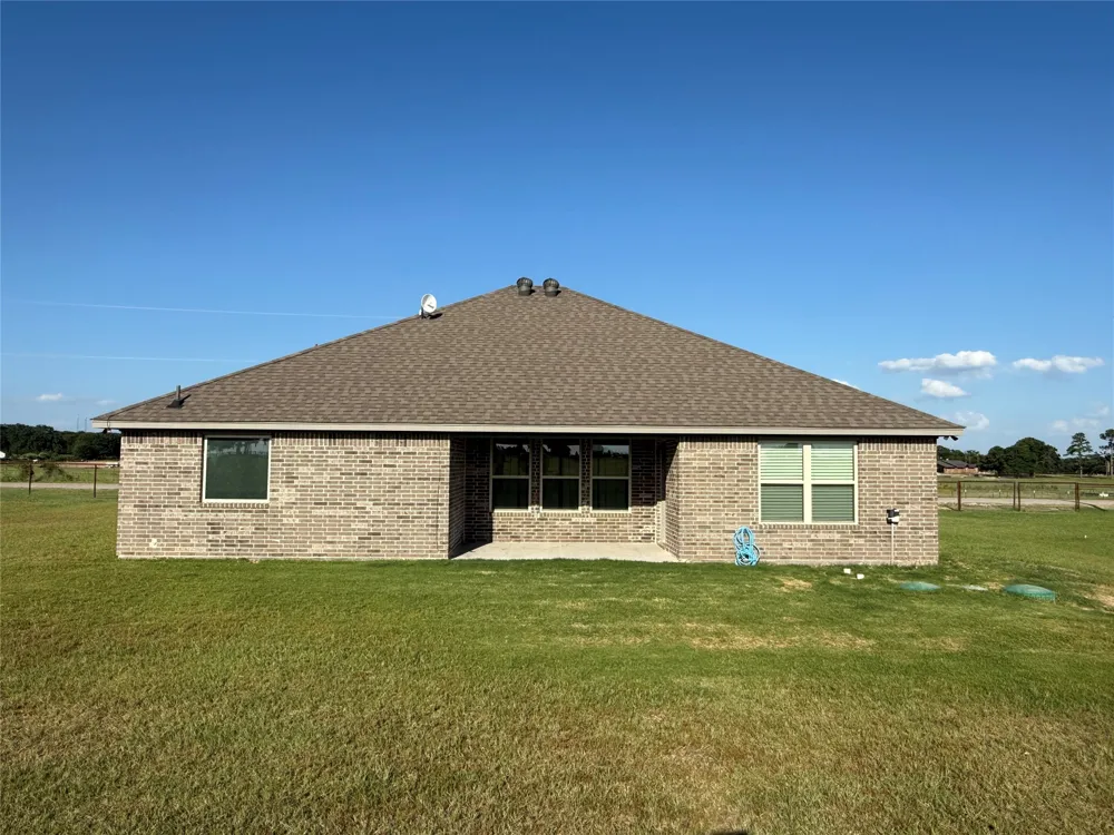 109 Cool Meadows Court Millsap, TX 76066