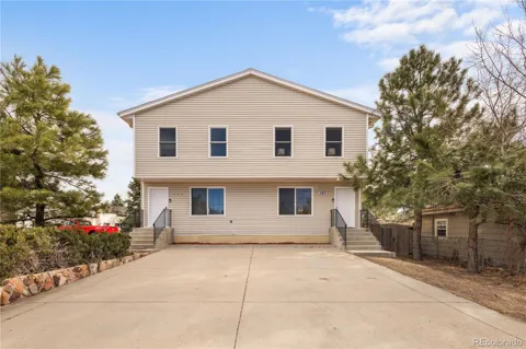 380-390 County Road
