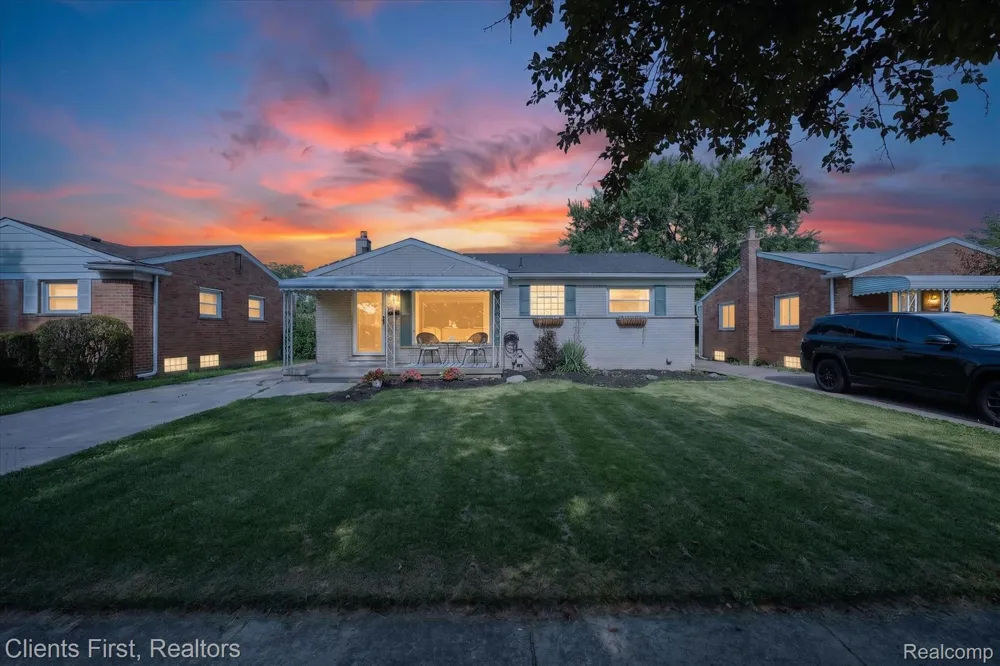 7520 Sloan Street Taylor City, MI 48180