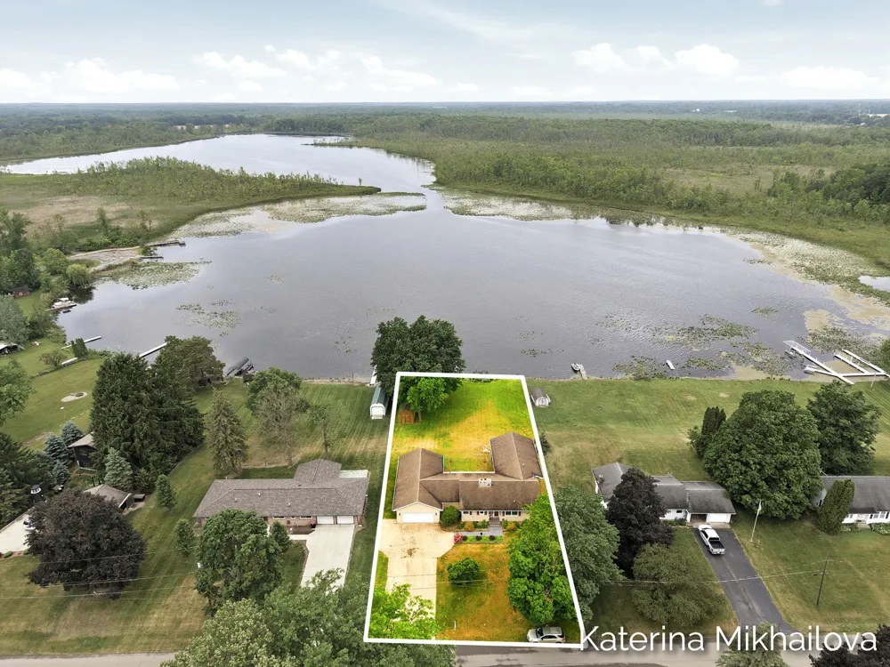409 Grandview Avenue Homer Village, MI 49245