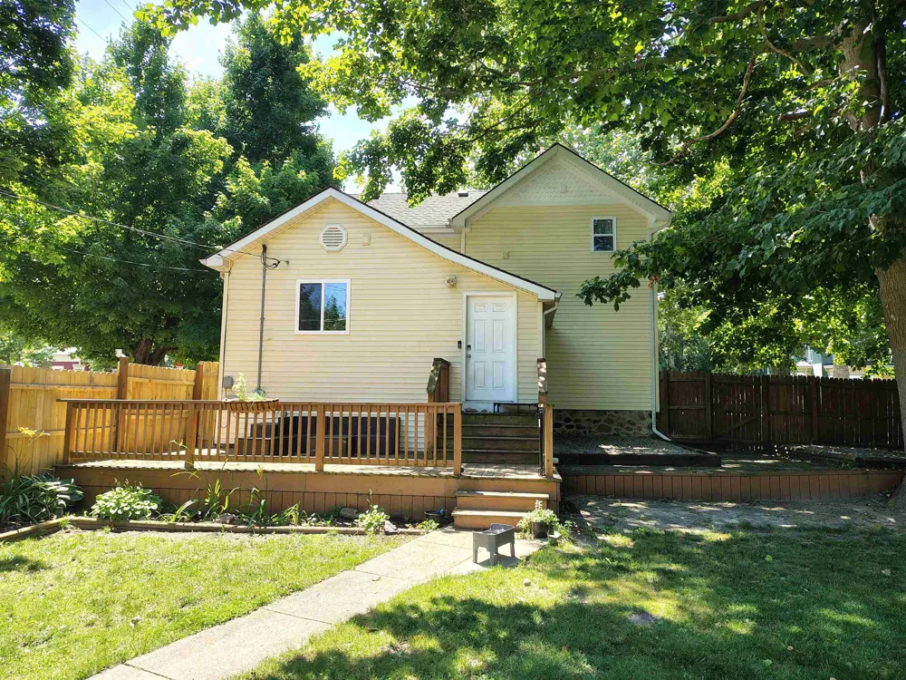 315 E Main Street Vernon Village, MI 48476